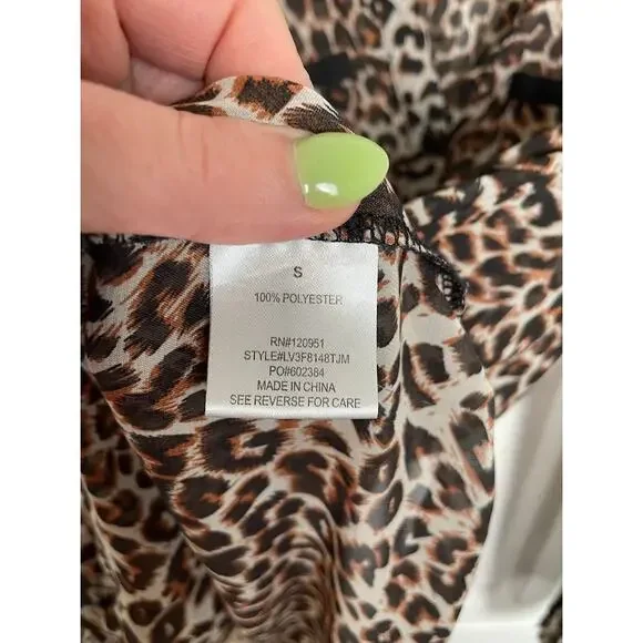 Olive & Oak Sheer Leopard Print Blouse Long Sleeve Button Up Top Relaxed Fit S - Picture 5 of 9